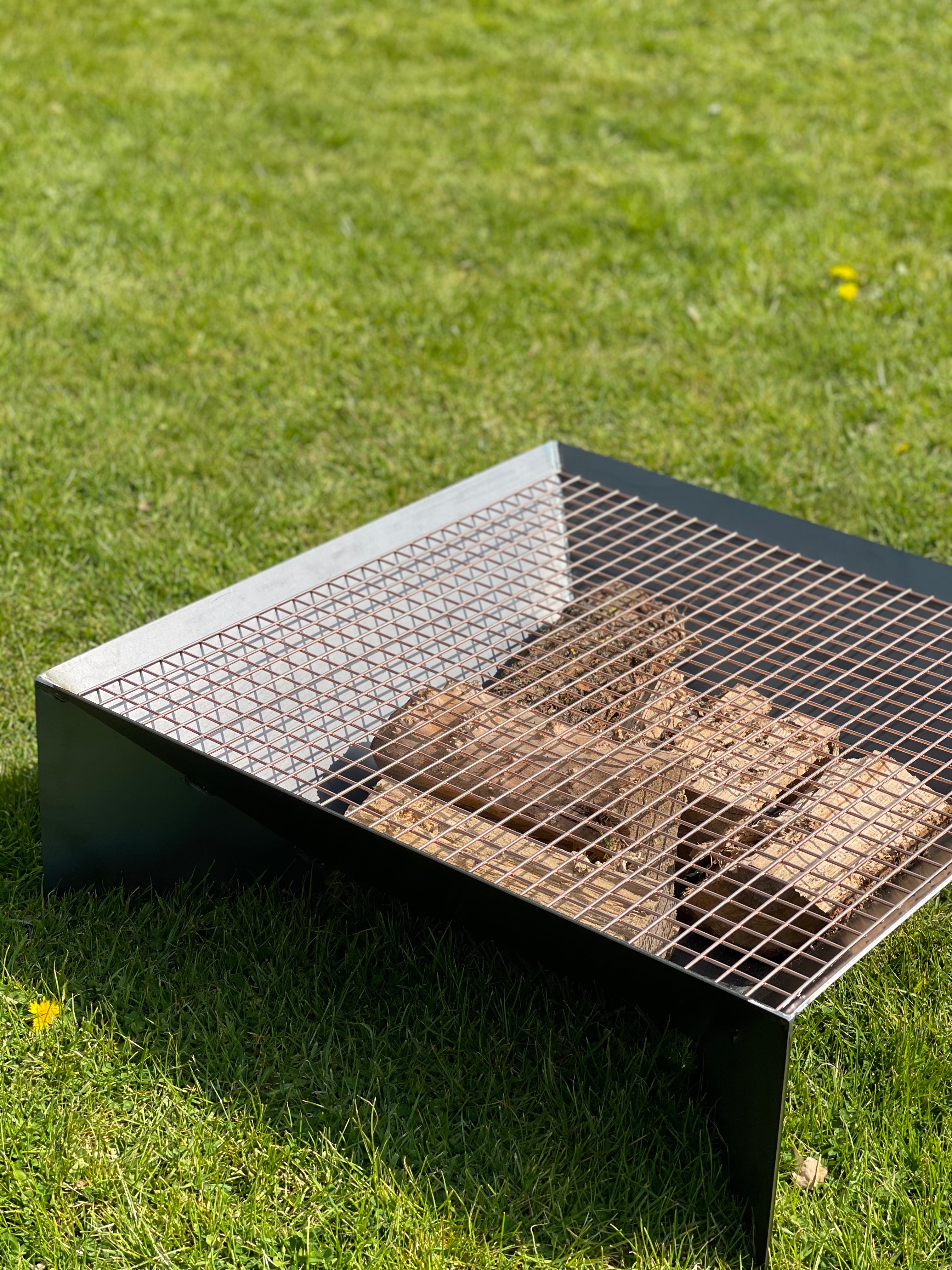 Oxford Handmade Fire pit with Grill Mesh for Garden